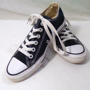 Converse Black Sneakers/Kicks Men's size 5, Women's size 7